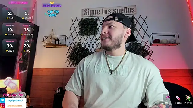 Angelgraham 1 online show from 11/17/25, 05:06