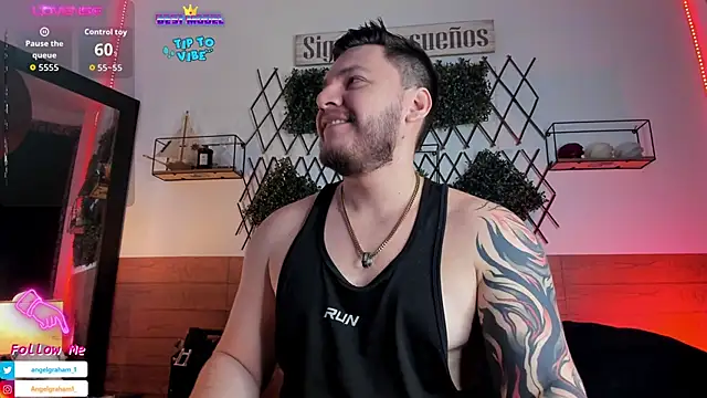 Angelgraham 1 online show from 11/12/25, 04:33