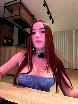 Snapshot of carolynnetrujillo chatting on 10/17/25, 01:20 carolynnetrujillo online show from 10/17/25, 01:20