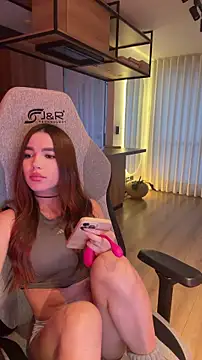 carolynnetrujillo online show from 04/07/26, 10:55