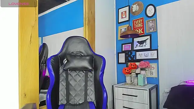 Drake Nassir4 online show from 10/31/25, 09:54