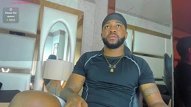 Drake Nassir4 online show from 11/25/25, 01:55