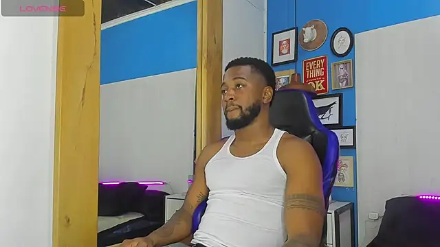 Drake Nassir4 online show from 10/22/25, 09:13