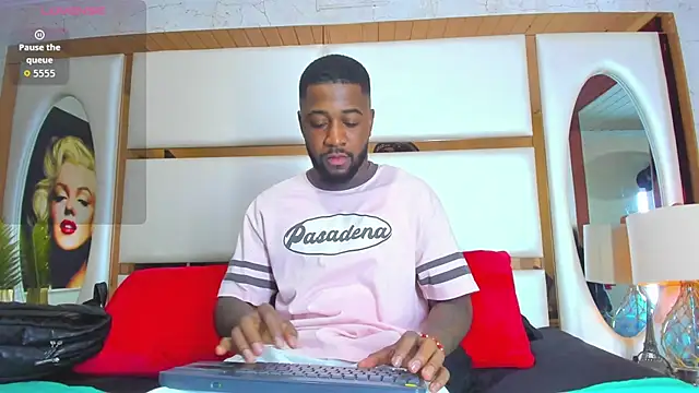 Drake Nassir4 online show from 02/11/26, 02:06