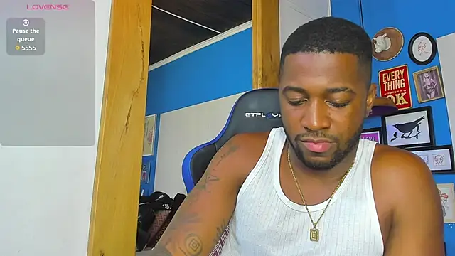 Snapshot of Drake_Nassir4 chatting on 03/15/25, 10:24 Drake Nassir4 online show from 03/15/25, 10:24
