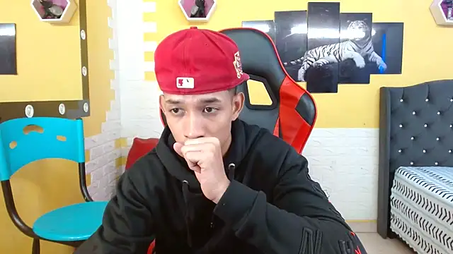 jose sexycumm online show from 10/28/25, 08:52