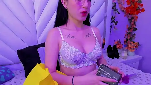 Katty Queen online show from 05/13/26, 07:21