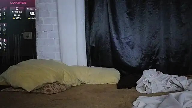 Kimandyuk online show from 12/14/25, 02:07