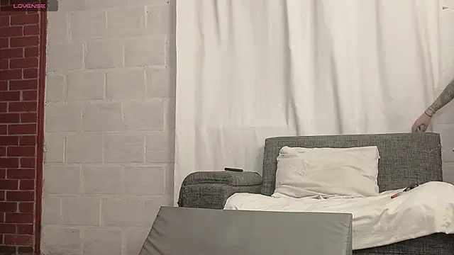 Kimandyuk online show from 02/28/26, 01:27