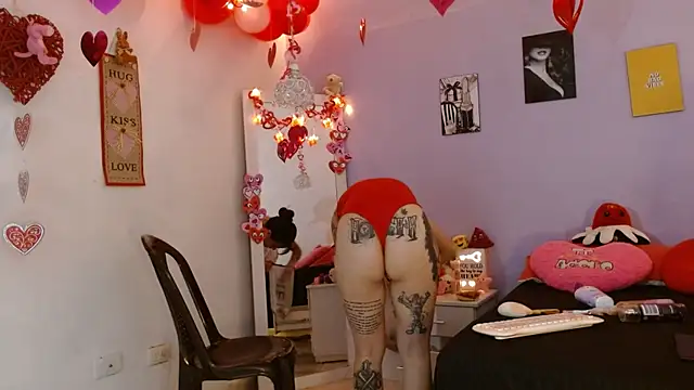 Snapshot of Kimandyuk chatting on 02/10/25, 09:58 Kimandyuk online show from 02/10/25, 09:58