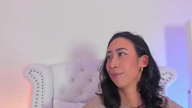 GabyPetit online show from 04/06/26, 07:48