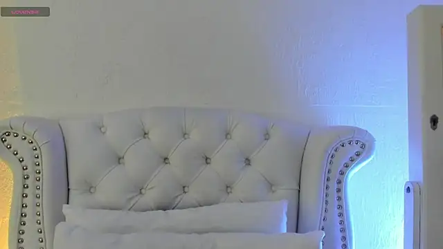 GabyPetit online show from 03/31/26, 07:49