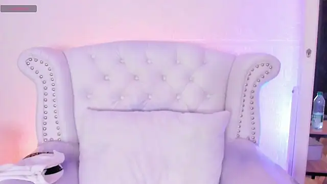 Snapshot of GabyPetit chatting on 02/23/26, 07:58 GabyPetit online show from 02/23/26, 07:58