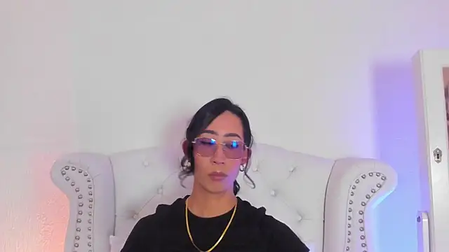 GabyPetit online show from 04/07/26, 07:48