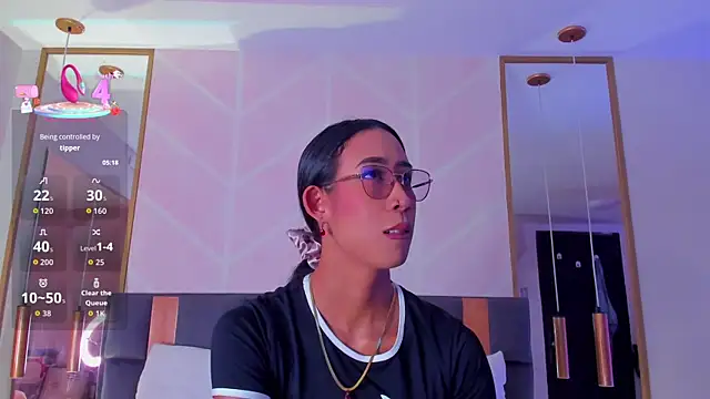 Snapshot of GabyPetit chatting on 01/17/26, 07:50 GabyPetit online show from 01/17/26, 07:50