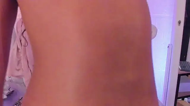 Snapshot of GabyPetit chatting on 02/24/26, 07:59 GabyPetit online show from 02/24/26, 07:59