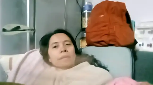 Snapshot of doggiepossession chatting on 02/09/25, 10:20 doggiepossession online show from 02/09/25, 10:20