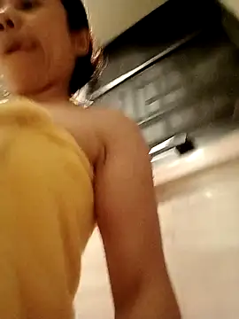 Snapshot of doggiepossession chatting on 03/08/25, 12:41 doggiepossession online show from 03/08/25, 12:41