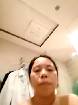 Snapshot of doggiepossession chatting on 09/14/25, 01:33 doggiepossession online show from 09/14/25, 01:33