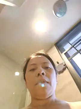 Snapshot of doggiepossession chatting on 11/29/25, 07:19 doggiepossession online show from 11/29/25, 07:19