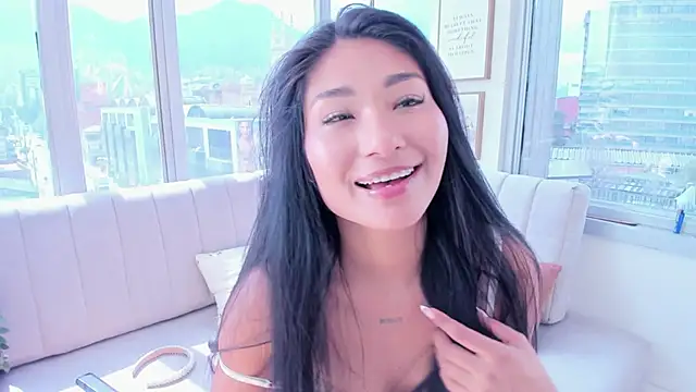 Megan Lim online show from 03/09/25, 10:19