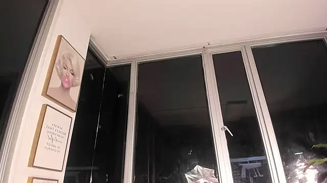 Megan Lim online show from 02/13/25, 10:34