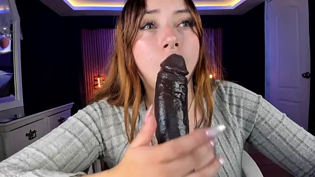 Mariana Castro9 online show from 11/06/25, 03:43