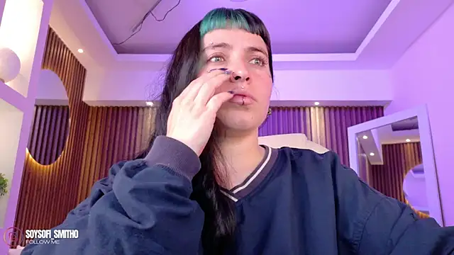 Lucy Smith2 online show from 04/01/26, 04:03