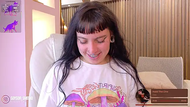 Lucy Smith2 online show from 12/22/25, 04:01