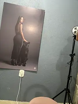 Elamesmamorena online show from 05/18/26, 10:14