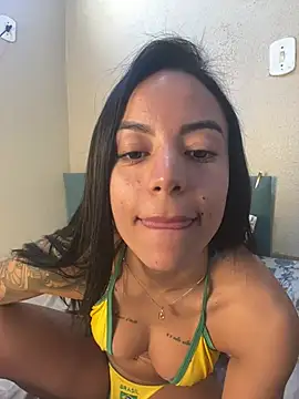 Snapshot of Elamesmamorena chatting on 06/17/26, 12:48 Elamesmamorena online show from 06/17/26, 12:48