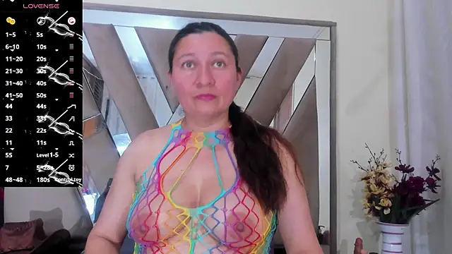 Snapshot of LILITH_TORRES1 chatting on 03/12/25, 09:24 LILITH TORRES1 online show from 03/12/25, 09:24