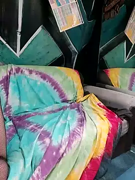 Boo-boo kittyfux online show from 09/09/25, 04:38