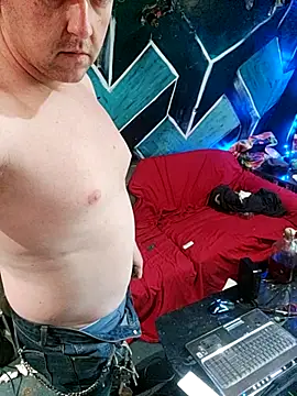 Boo-boo kittyfux online show from 10/24/25, 05:23