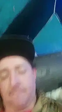 Boo-boo kittyfux online show from 12/23/25, 04:01