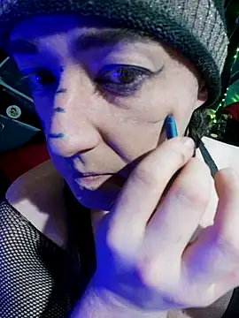 Boo-boo kittyfux online show from 11/01/25, 03:24