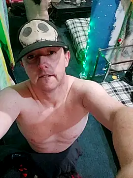 Boo-boo kittyfux online show from 11/08/25, 11:58