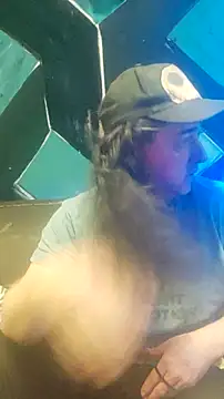 Boo-boo kittyfux online show from 12/22/25, 11:54