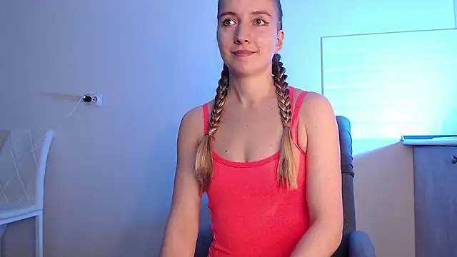 Snapshot of Eva_Hailey_ chatting on 06/03/26, 04:02 Eva Hailey online show from 06/03/26, 04:02