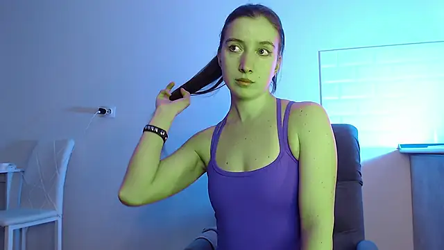 Eva Hailey  online show from 02/17/26, 02:31