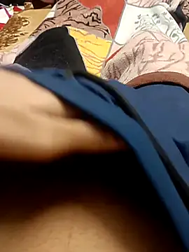 Snapshot of Mr_joh chatting on 11/25/25, 05:57 Mr joh online show from 11/25/25, 05:57