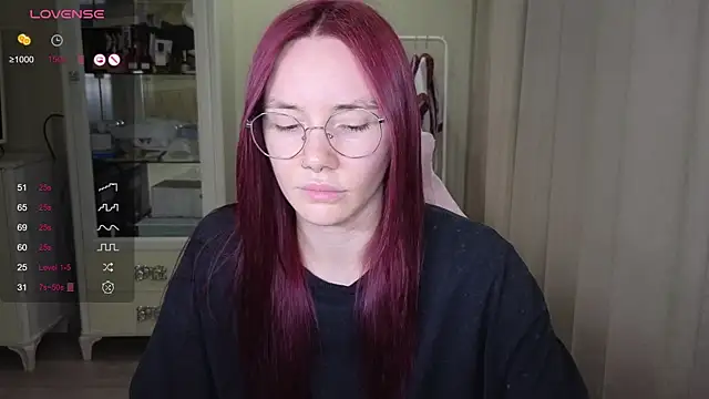 littlevildevil online show from 09/09/25, 11:08