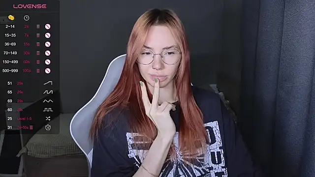 littlevildevil online show from 11/29/25, 11:54