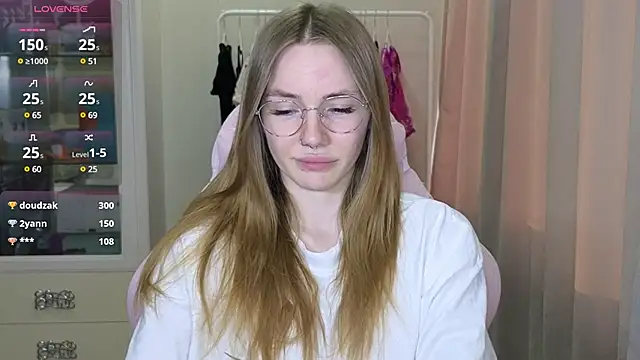 littlevildevil online show from 03/07/25, 02:23