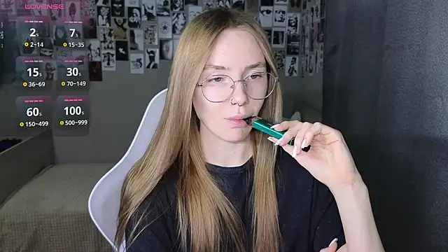 littlevildevil online show from 02/14/26, 10:59