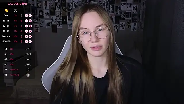 littlevildevil online show from 04/19/26, 10:49