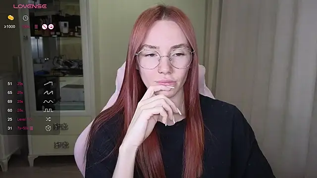 littlevildevil online show from 10/04/25, 11:01