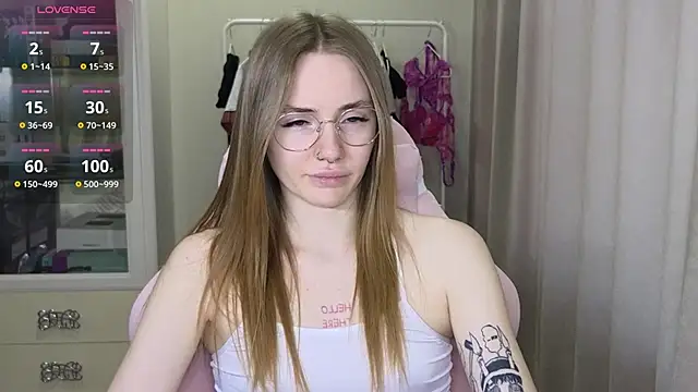 littlevildevil online show from 02/11/25, 09:31