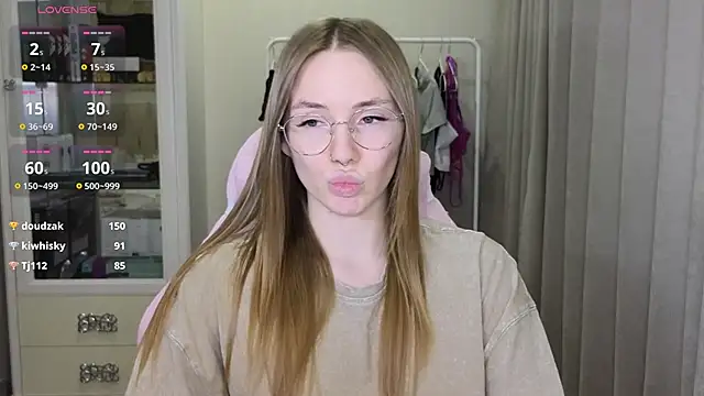 littlevildevil online show from 02/26/25, 02:27