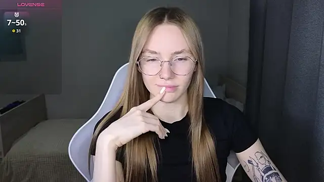 littlevildevil online show from 02/07/26, 11:07